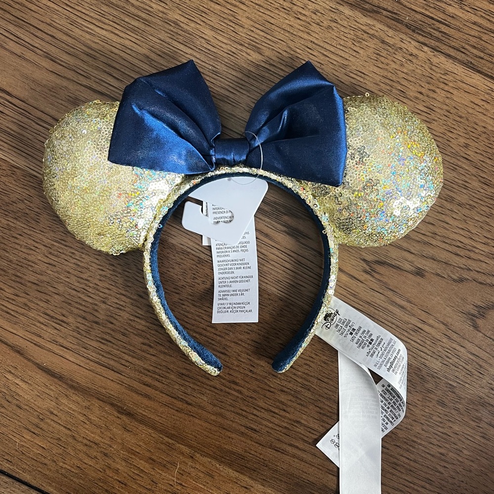 Disney Parks 50th Minnie Sequins Iridescent Loungefly Backpack and Minnie Ears - Picture 7 of 8